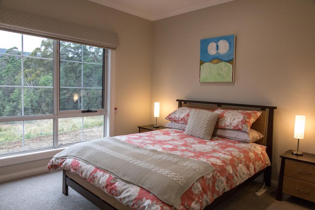 Mountain Blue Guest House Делорейн Экстерьер фото